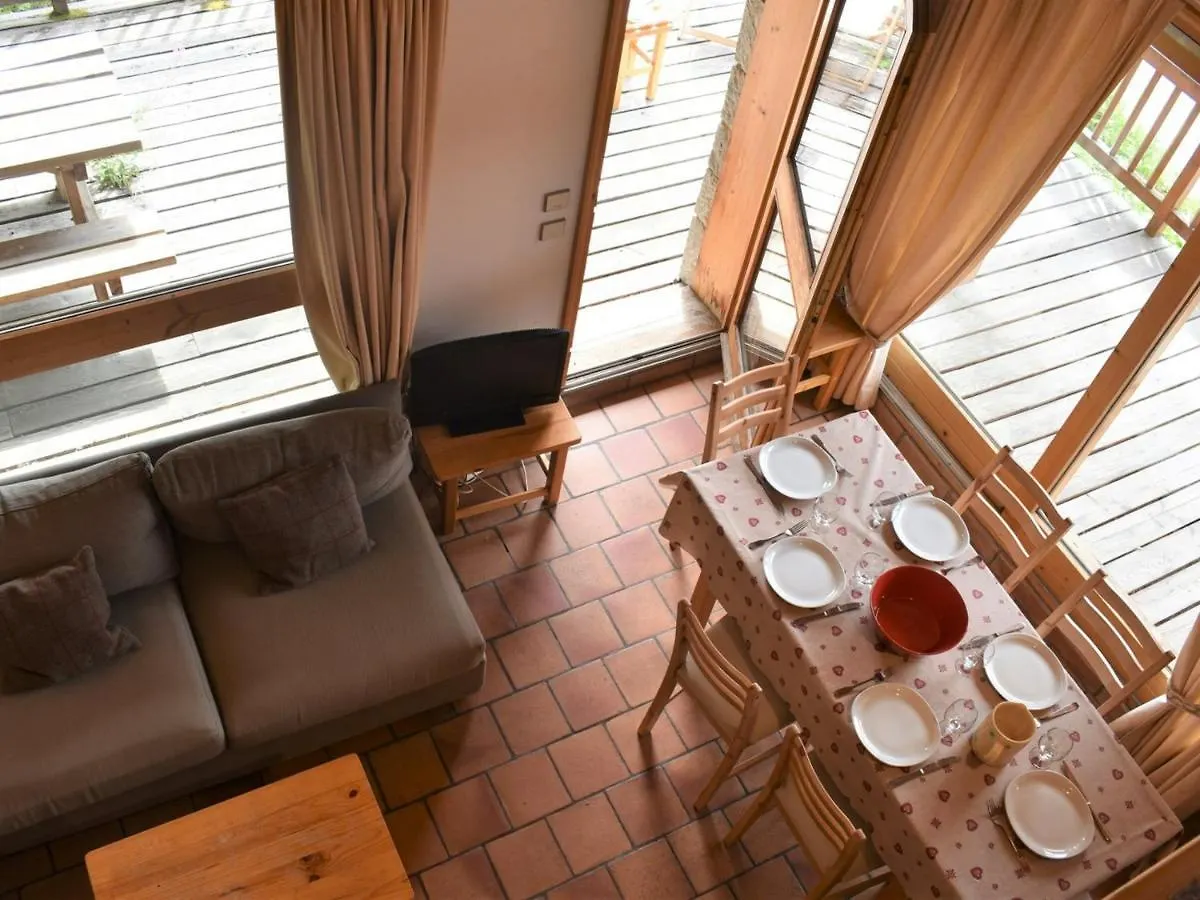 Chalet Cosy 6 Pers. A 100M Des Pistes Avec Garage Ferme Et Parking, Meribel - Fr-1-180-411 Les Allues 0*,  France